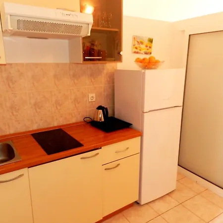 Apartment Lea *