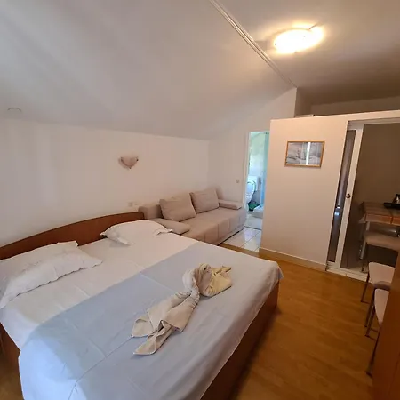 Lea Apartment