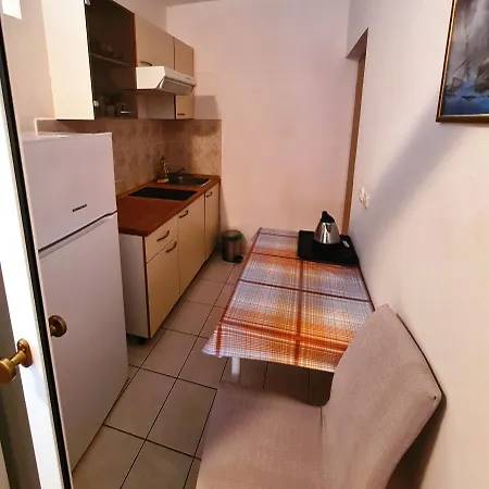 Apartment Lea *