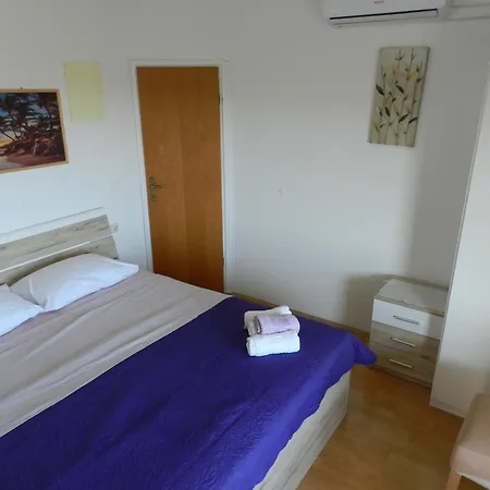 Lea Apartman